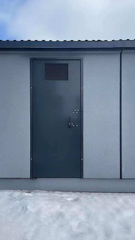 Дверь с решеткой-жалюзи