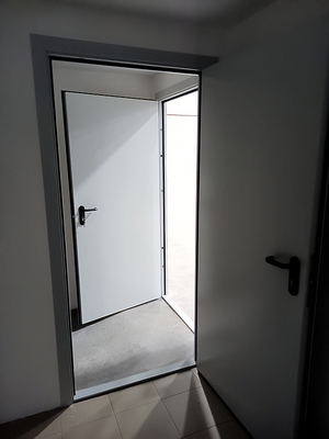 Глухие огнестойкие двери