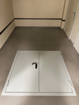 Напольный двустворчатый люк