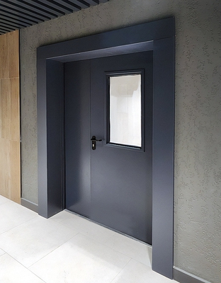 Огнестойкая дверь серого цвета Огнестойкая дверь серого цвета