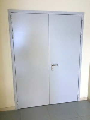 Равностворчатая огнеупорная дверь